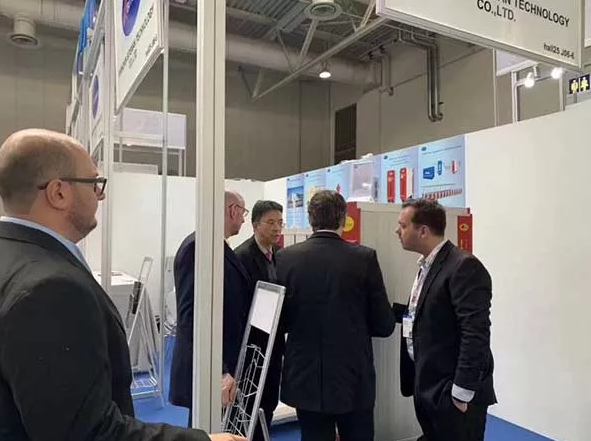 壓縮空氣組合式干燥機(jī)，壓縮空氣干燥機(jī)，冷凍式干燥機(jī)，吸干機(jī)，精密過濾器，吸附式干燥機(jī)