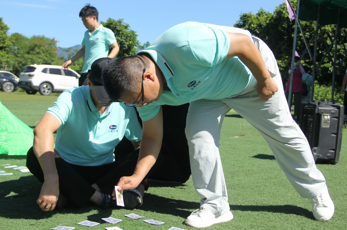 壓縮空氣組合式干燥機(jī)，壓縮空氣干燥機(jī)，冷凍式干燥機(jī)，吸干機(jī)，精密過濾器，吸附式干燥機(jī)
