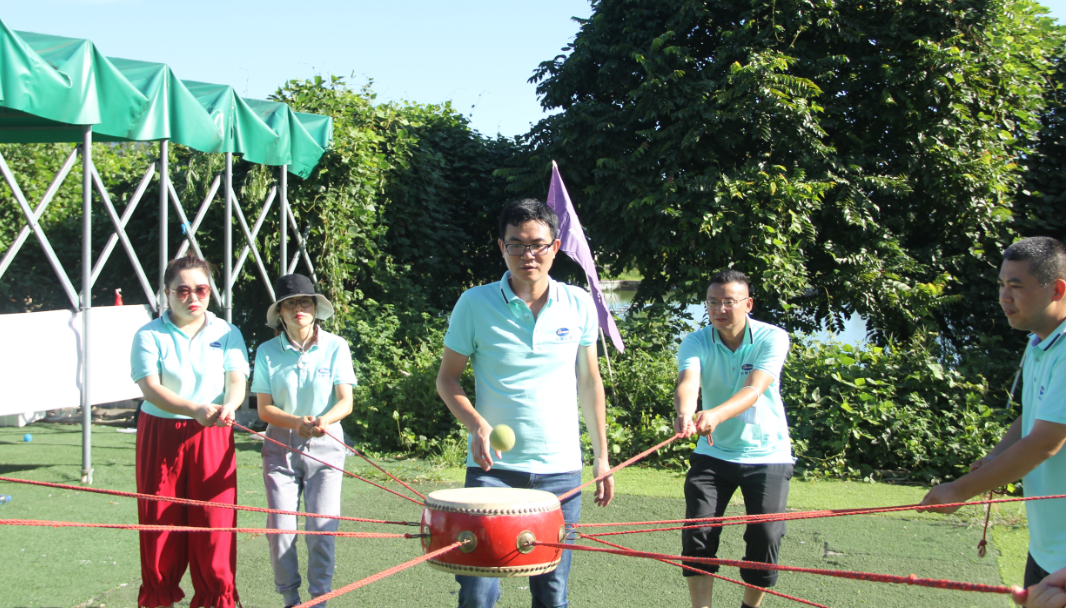 壓縮空氣組合式干燥機(jī)，壓縮空氣干燥機(jī)，冷凍式干燥機(jī)，吸干機(jī)，精密過濾器，吸附式干燥機(jī)