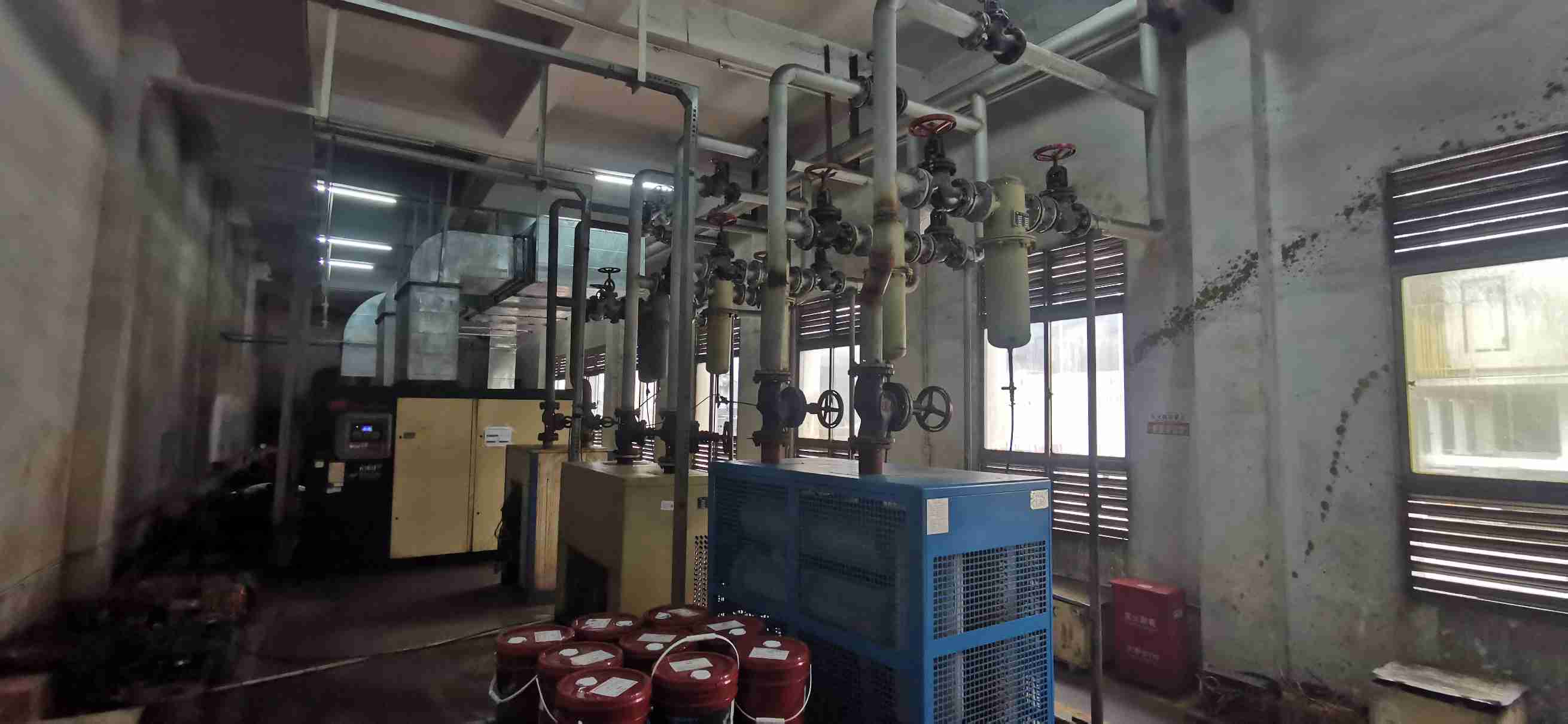 壓縮空氣組合式干燥機(jī)，壓縮空氣干燥機(jī)，冷凍式干燥機(jī)，吸干機(jī)，精密過(guò)濾器，吸附式干燥機(jī)